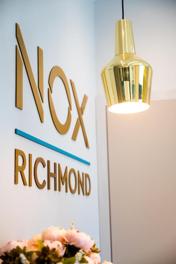 אפרטהוטל ריצ'מונד Nox Richmond מראה חיצוני תמונה